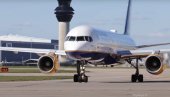 ATLANTA, IMAMO PROBLEM! Boingov avion ponovo doživeo incident, sada je otpao točak uoči poletanja (VIDEO)