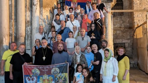 HVALA, SRBIJO! Posle višednevne neizvesnosti i poslednji iz grupe od 50 Srba hodočasnika napušta Izrael