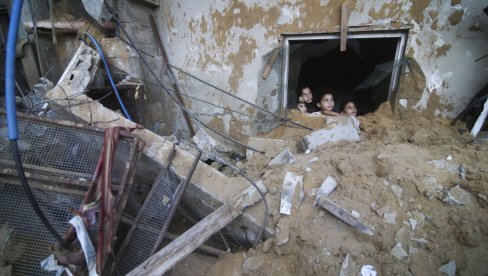 ХАМАС ОБЈАВИО ЛИСТУ 7.028 СТРАДАЛИХ: Све више жртава израелског бомбардовања Газе