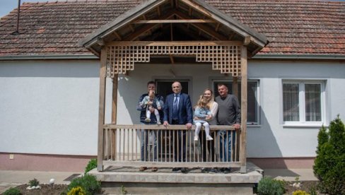 JOŠ 100 MALIŠANA ŽIVEĆE NA SELU:  Ministarstvo za brigu o selu odobrilo još 120 zahteva za kupovinu kuća