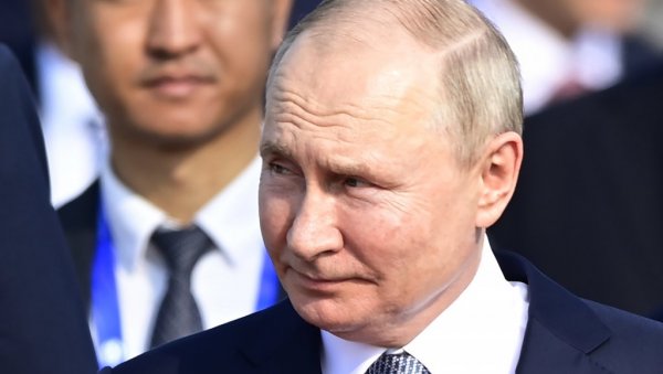НЕМОГУЋЕ ЈЕ ПОТИСНУТИ ИНТЕРЕСЕ РУСИЈЕ Путин се у Пекингу осврнуо на Бајденове речи - па послао јасну поруку