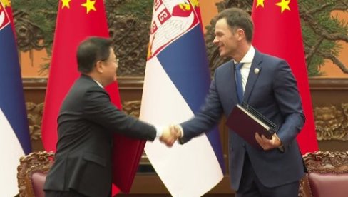 OJAČANO ČELIČNO PRIJATELJSTVO: Ministar Mali potpisao Memorandume sa predstavnikom Kine (FOTO)