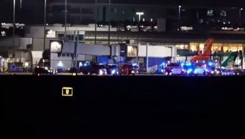 AVION OPKOLJEN ZBOG PRETNJE BOMBOM: Drama na aerodromu u Mančesteru (FOTO)