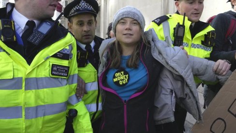 GRETA TUNBERG PUŠTENA UZ KAUCIJU: Švedska aktivistkinja optužena za kršenje javnog reda i mira
