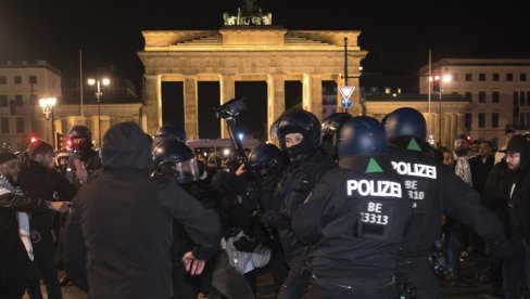 DAVIDOVA ZVEZDA U BERLINU: Širi se teror po Evropi