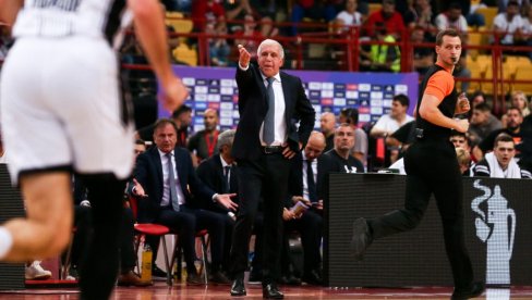 TO NAS JE KOŠTALO: Obradović se oglasio posle utakmice Olimpijakos - Partizan