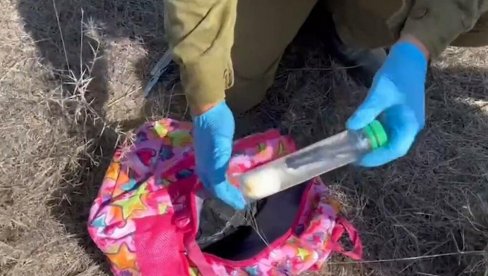 PRONAŠLI BOMBE U DEČJIM ŠKOLSKIM RANCIMA? IDF podelio dramatičan snimak (VIDEO)