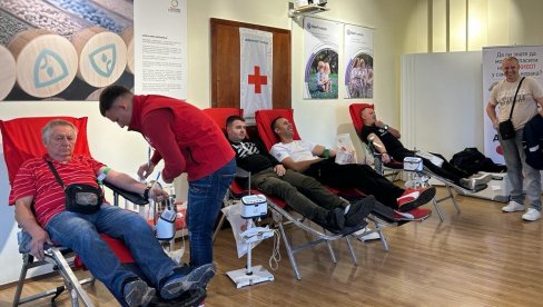 ХУМАНИ НЕГОТИНЦИ: Добровољни даваоци донирали 58 јединица крви