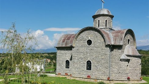 „SISTEMSKI POKUŠAJ ZATIRANJA SVEGA SRPSKOG NA KIM“: Opljačkana crkva u Osojanu