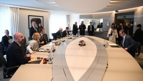 VUČIĆ U BRISELU: Završen prvi sastanak predsednika sa evropskim zvaničnicima - čeka se nastavak, oglasio se Borelj (FOTO)