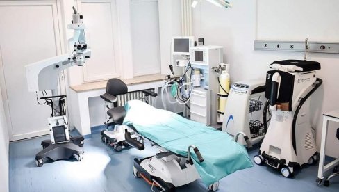VLADA CRNE GORE OBEZBEDILA NOVAC: Klinici za očne bolesti još jedna operaciona sala (FOTO)
