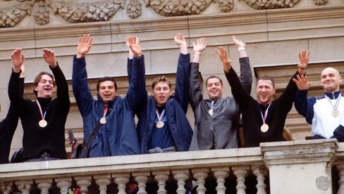 VREMEPLOV  BRONZA JE TANKA UTEHA: Rukometaši Jugoslavije 4. februara 2001. u Parizu u meču za treće mesto na SP pobedili Egipat sa 27:17