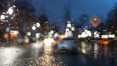 ВЕЛИКА ПРОМЕНА ВРЕМЕНА: Стижу кише и пљускови, ево како ће бити за Сретење