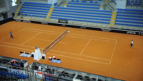 HRABRO DO POBEDE: Srpske teniserke u Kraljevu protiv Rumunki u plej-ofu Bili DŽin King kupa