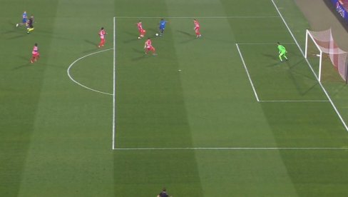SAM PROTIV SVIH: Ovako je Lajpcig, usred inicijative Crvene zvezde, dao drugi gol na Marakani (VIDEO)