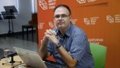 СТРАХ ОД СРПСКОГ ЈЕЗИКА: Проф др Борис Стојковски о ирационалном одлагању пописа у Црној Гори
