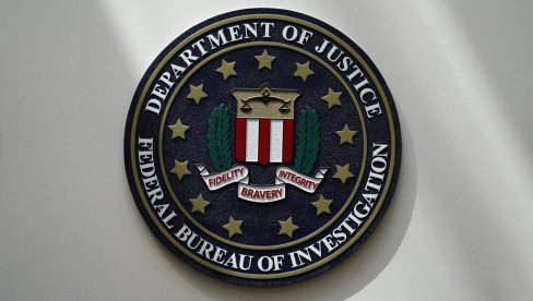FBI ZAPLENIO TELEFONE I TABLET GRADONAČELNIKA NJUJORKA Erik Adams: Nemam šta da krijem