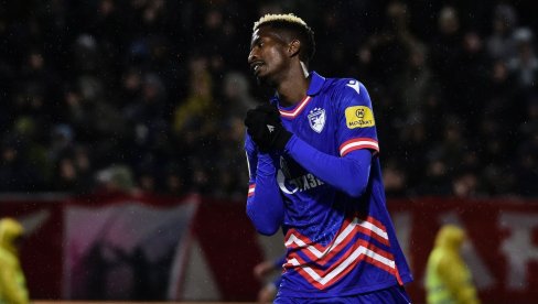 ЗВЕЗДИН ПРОМАШАЈ ПУЦА ВИСОКО! Нападач се сели у Барселону?