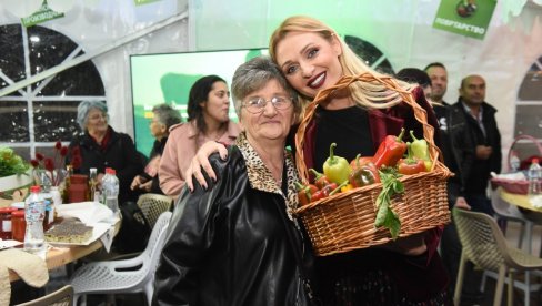 БЕЗ ЉУБАВИ НЕМА УСПЕХА: Пољопривредници у Тополи открили тајну шта чини доброг домаћина у Србији (ФОТО)