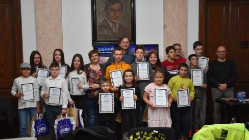 „MALI PRINC“ NAJVEĆA INSPIRACIJA ĐACIMA: Konkurs za trejler Narodne biblioteke „Jovan Popović“ u Kikindi (FOTO)