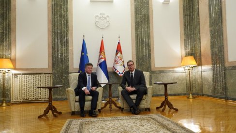 SRBIJA UVEK SPREMNA NA DIJALOG Vučić posle sastanka sa Lajčakom: Naša zemlja se zalaže za mir i stabilnost