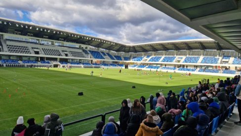 VUČIĆ PONOSAN: Stadion Lagator u Loznici ispunjava najviše standarde UEFA