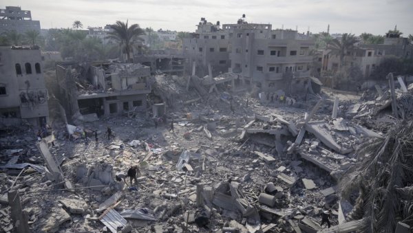 РАЗБИЈЕНИ ХАМАСОВИ БАТАЉОНИ: Бројност снага преполовљена у израелским нападима
