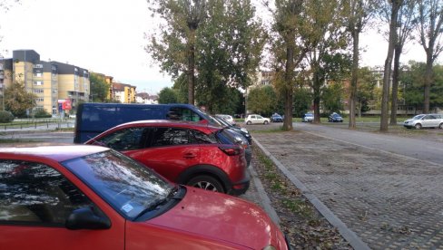 RADNICI I MEHANIZACIJA U ŠEST ULICA: Obnova i izgradnja parkirališta ublažava hronični problem parkiranja u Novom Sadu