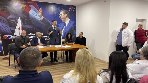 NAROD JE NAŠA SNAGA Siniša Mali i Nataša Tasić Knežević razgovarali sa građanima Resnika (FOTO/VIDEO)