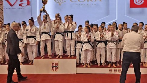 PONOS ZRENJANINA: DŽudistkinje Proletera šampionke Srbije, Zvezda pala u finalu