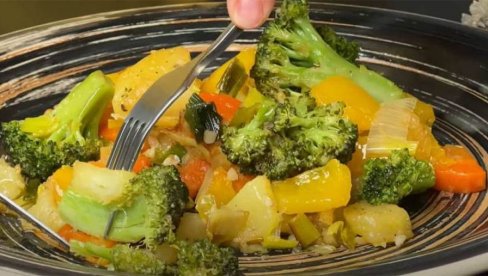 POSNI RUČAK: Šareno povrće, ukusno, a štedi (VIDEO)