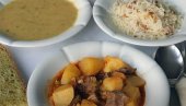 КРОМПИР И МЕСО КАКО СУ ИХ СПРЕМАЛЕ НАШЕ БАКЕ: Традиционални турски ручак (ВИДЕО)