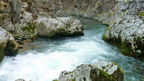 PRIMEĆENO TELO U RECI RZAV: Vatrogasci na licu mesta - užas kod Arilja