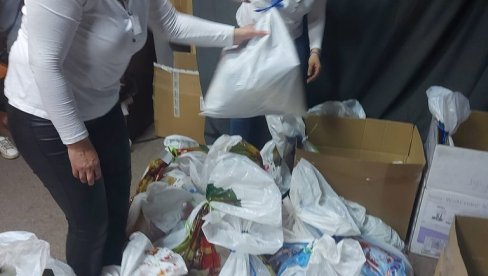 POSLE BAZARA - PAKETIĆI: Kruševačka Fejsbuk grupa Obrok za porodicu u novoj humanitarnoj akciji