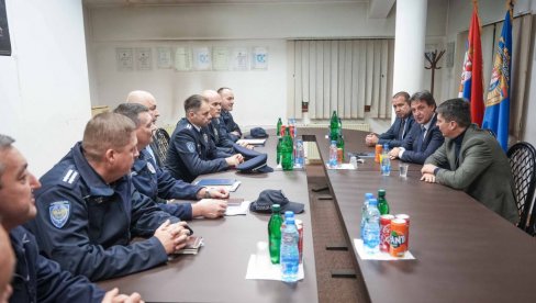 MINISTAR GAŠIĆ: Najavio rekonstrukciju policijske stanice u Surdulici