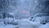 НЕВРЕМЕ ЋЕ СУТРА ОКОВАТИ СРБИЈУ: На снази два метеоаларма - Ево како ће се време кретати по сатима, у овим деловима очекује се снег