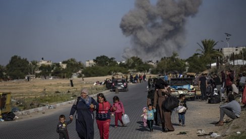 NE IDEMO MAKAR NAS UBILI: Stanovnici Kan Junisa na jugu Gaze ne žele da napuste grad uprkos oružanim borbama