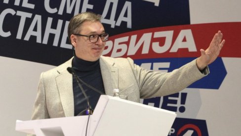 NA TRONU SMO SVETA Aleksandar Vučić čestitao Komarovu na podvigu na Svetskom prvenstvu u rvanju