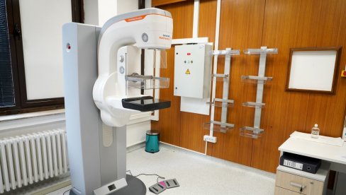 Вучић: Све општине у Србији ће имати дигитални мамограф, а свака окружна болница имаће магнетну резонанцу