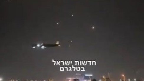 НЕВЕРОВАТНЕ СЦЕНЕ ИЗ ИЗРАЕЛА: Путнички авион слеће док ПВО обара ракете Хамаса (ВИДЕО)