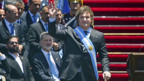 OŠTRI REZOVI U ARGENTINI: Milej otpustio 5.000 vladinih službenika zaposlenih ranije ove godine