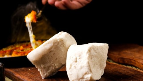 PRELIV OD MEDA ZA SAVRŠEN UKUS: Slana baklava sa feta sirom