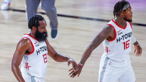 АЕК СЕ РАСТАО СА НБА КОШАРКАШЕМ: Бивши играч Хјустона није испунио очекивања у грчкој екипи