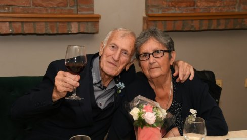 SAMO DOGOVOR KUĆU GRADI: Mara i Dragan Pavlović iz Sopota nedavno obeležili šest decenija srećnog i skladnog braka