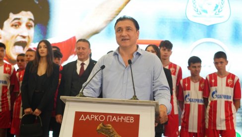 OGLASILA SE LEGENDA ZVEZDE: Odzvanjaju reči Darka Pančeva...