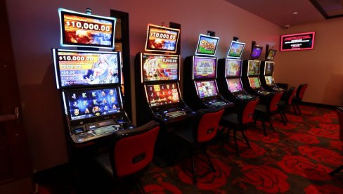 УХАПШЕН ЛАЗАРЕВЧАНИН ЗБОГ РАЗБОЈНИШТВА:  Уз претњу пиштољем из кладионице отео новац