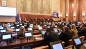 СИГУРНА САМО КОАЛИЦИЈА НАПРЕДЊАКА И МАЂАРА: У новом парламенту Војводине седеће посланици из шест од 13 политичких групација