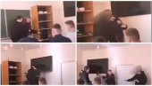 (UZNEMIRUJUĆ SNIMAK) PROZVALI GA ČETNIČKIM VOJVODOM: Tuča profesora i učenika u zagrebačkoj srednjoj školi, krv po učionici (VIDEO)