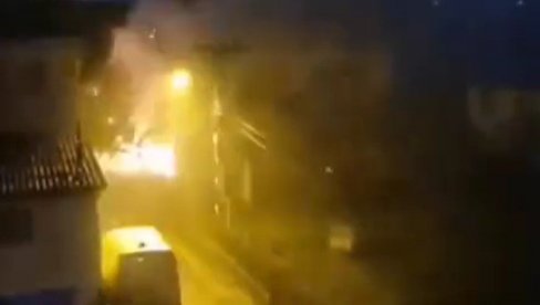 VARNIČILO NA SVE STRANE: Eksplozija u Novom Sadu (VIDEO)