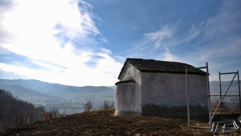 POD PLAŠTOM OBNAVLJANJA, ZATIRU SRPSKU BAŠTINU: Pravoslavna crkva proglašena katoličkom - Još jedan bezočan potez Albanaca